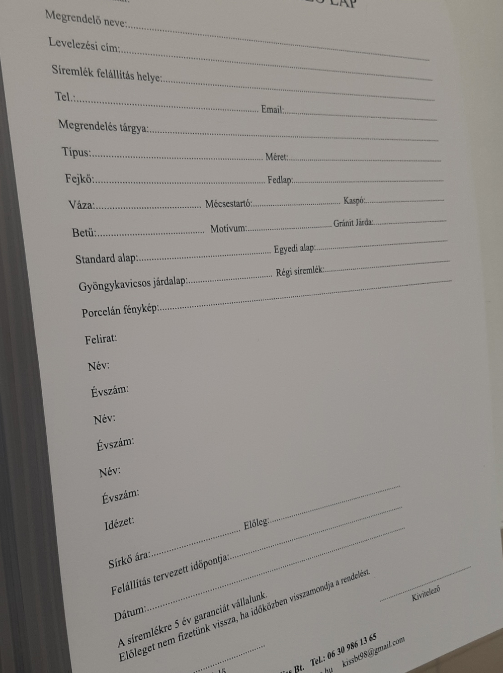 ragasztott-onatiro-tomb2